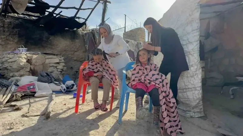 Koçer çocuklarına sürpriz doğum günü etkinliği ve kuaför hizmeti