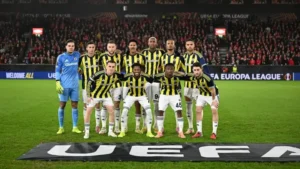 Fenerbahçe’de 2 oyuncu izin alarak takımdan ayrıldı: Konyaspor ve Beşiktaş maçlarında yoklar