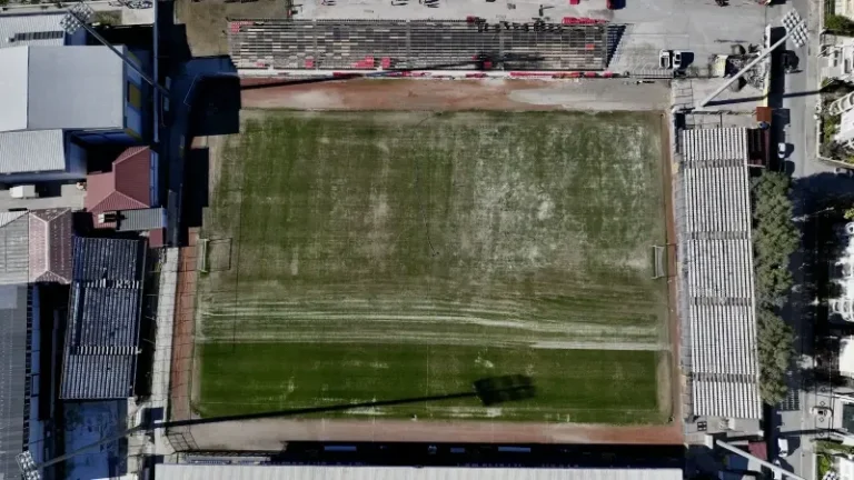 Galatasaraylıları isyan ettiren görüntü: Zeminin son hali şoke etti