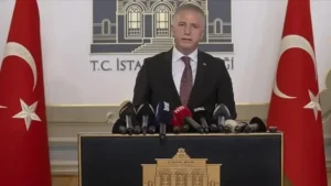 İstanbul Valisi Gül’den ‘sokakta kalan kişileri 112’ye bildirin’ çağrısı: ‘Amacımız hiç kimseyi soğuk kış akşamlarında açıkta bırakmamak’