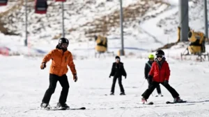 Kayak keyfi başlayan Erciyes’te sezon resmen açıldı