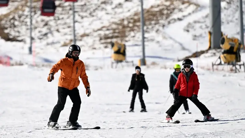 Kayak keyfi başlayan Erciyes’te sezon resmen açıldı