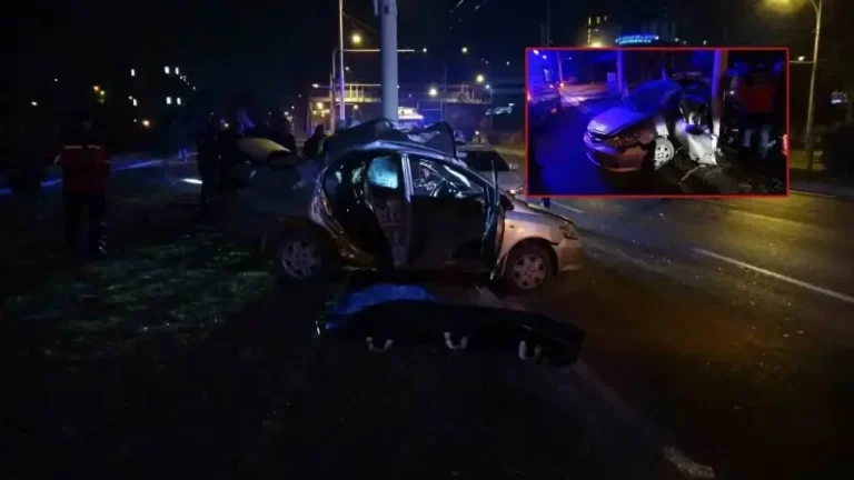 Malatya’da kontrolden çıkan araç trambüs direğine çarptı: 1 ölü 1 ağır yaralı