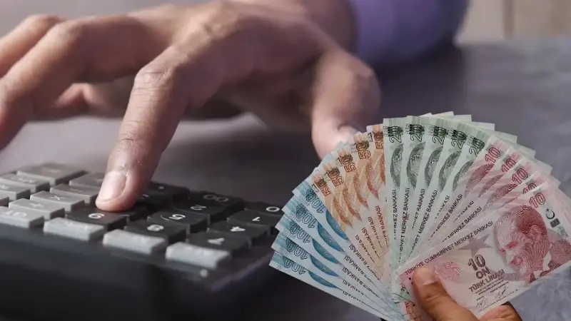 Merkez Bankası anketinden sürpriz zam sinyali: En düşük emekli ve memur maaşı ne kadar olacak? Uzmanlar tabloyu güncelledi
