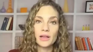 Nevşin Mengü ‘ezberden konuşuyorlar’ diyerek Türkiye’nin savunma bütçesini eleştirenlere tepki gösterdi