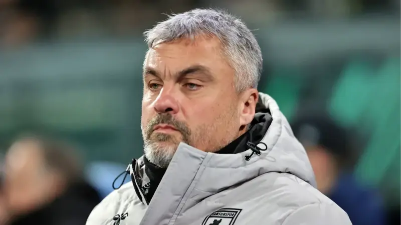 Samsunspor’da Musaba depremi: Thomas Reis canlı yayında patladı!