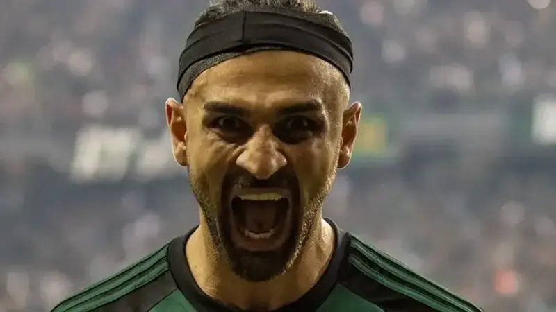 Serdar Dursun’a Fenerbahçe tepkisi: Paylaşımlarını silmek zorunda kaldı