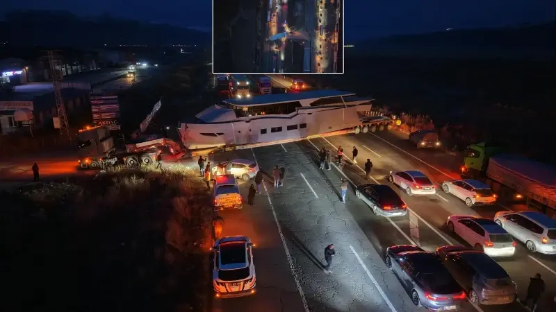 Yat karayolunu kapattı: Sürücüler şaşkına döndü
