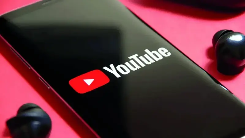 YouTube’un önerdiği videoların yüzde 20’si yapay
