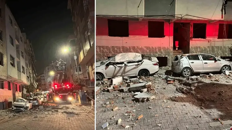 Zeytinburnu’nda binanın çatısından kopan parçalar araçları hurdaya çevirdi