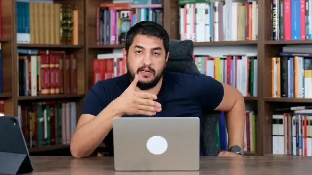 Altay Cem Meriç neden hedefte?