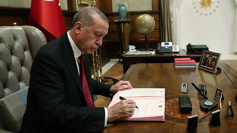 Cumhurbaşkanı Erdoğan imzaladı: Atama ve görevden alma kararları Resmi Gazete’de