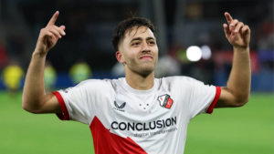 Fenerbahçe’nin bedavaya bitirdiği transferde kriz: O isim tek telefonla her şeyi altüst etti