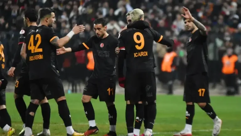 Galatasaray’ın yıldızından flaş Fenerbahçe itirafı: ‘Aklımızda o mağlubiyet vardı’