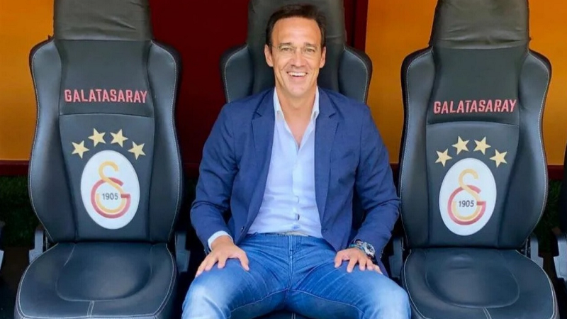 Galatasaraylıları heyecanlandıran kare: Yıldız futbolcunun menajerinin fotoğrafı gündem oldu