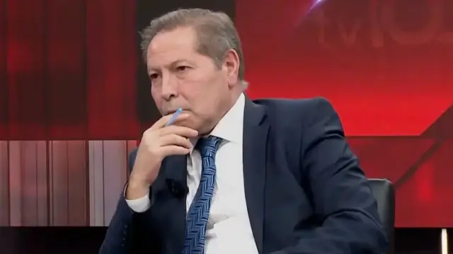 AK Parti Ankara İl Başkanı Hakan Han Özcan’dan CHP’li gazeteci İsmail Dükel’e canlı yayında isim ayarı: Ben sana ‘İso’ diyor muyum?