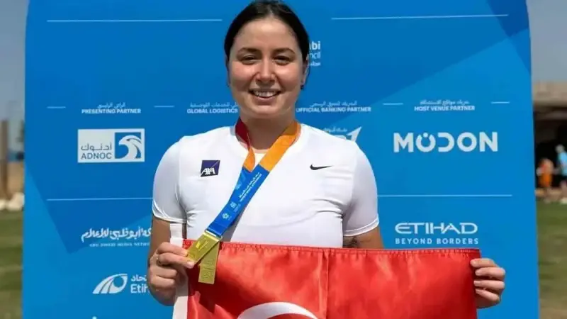 Bengisu Avcı’dan yeni masterler Türkiye rekoru