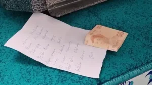 Hassasiyetiyle kalplere dokundu: Camide kullandıkları ısıtıcı için not ve para bıraktı