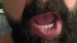 İslam’a ve Efendimize alçakça saldıran Cenk Hoca başörtüsüne de kin kusmuş