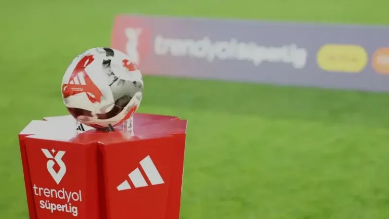 Süper Lig’de şok ayrılık: Herkes uyurken karar verildi, resmi açıklama gece yarısı geldi!