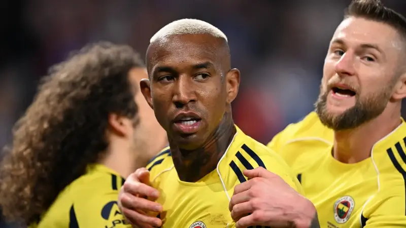 Talisca bunu beklemiyordu: Taraftarı ikiye bölen hamle