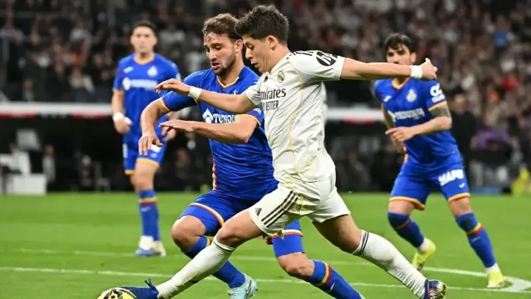 İspanyollar Arda Güler’in bu hareketini konuşuyor: Bernabeu’yu ayağa kaldırdı