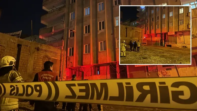 Kolonlarından ses geldi: 8 katlı bina boşaltıldı