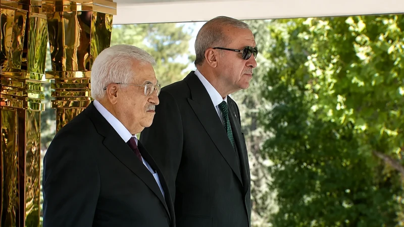 Filistin Devlet Başkanı Abbas Ankara’da: Cumhurbaşkanı Erdoğan resmi törenle karşıladı