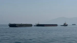 Hürmüz Boğazı’nda bir tanker bombalandı