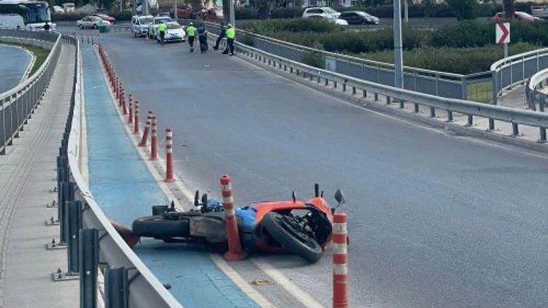 İzmir’de devrilen motosikletin sürücüsü Emine hayatını kaybetti
