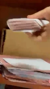 İzmit Belediyesi Ruhsat ve Denetim Müdürü Figen Çetin’in rüşvet görüntüleri ortaya çıktı: Şuraya koy tenha görmezler
