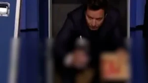 Komedyen Jimmy Fallon Türkiye’den ‘ikram kamyonuyla’ ayrılan Trump’ı tiye aldı