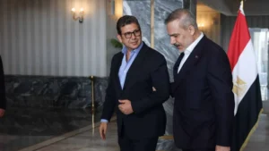 Mısır’da diplomasi trafiği: Bakan Fidan, Mısır İstihbarat Başkanı Reşad ile görüştü